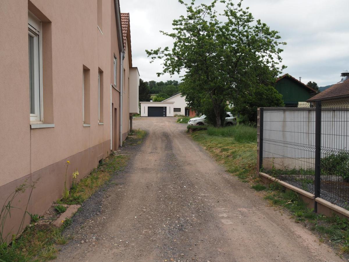 Gite Le Renouveau Avec Jacuzzi Privatif Laveline Exterior foto