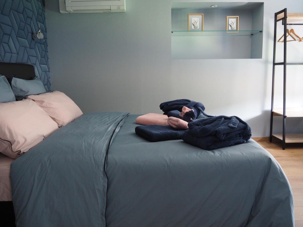 Gite Le Renouveau Avec Jacuzzi Privatif Laveline Exterior foto