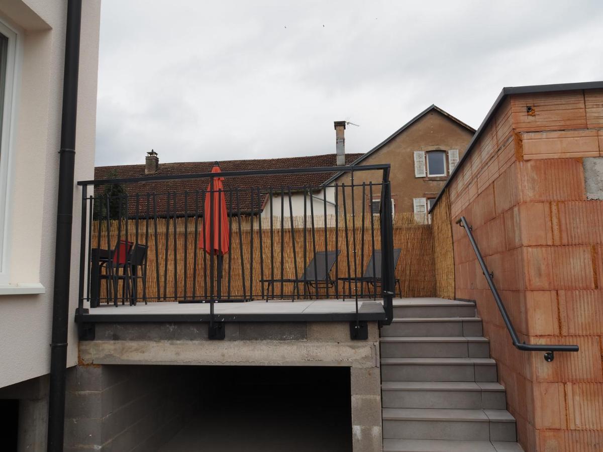 Gite Le Renouveau Avec Jacuzzi Privatif Laveline Exterior foto
